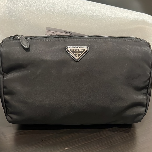 Prada Re-Nylon makeup/ bathroom bag. Brand new. Proof of receipt available. - Picture 2 of 4